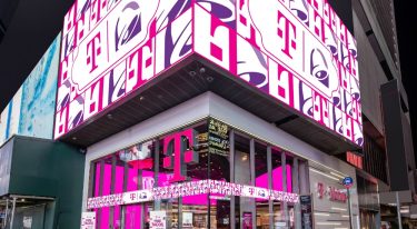 タコベルとT-Mobileが再コラボ、期間限定ポップアップ・ストアにて無料タコス配布