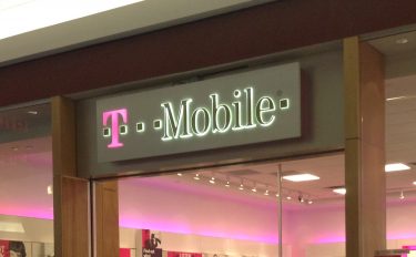 T-Mobile店舗がニューヨークの消費者および労働者保護局から訴訟。顧客からの非難が多発!